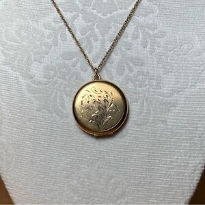 Vintage 12K Gold-Filled Floral Locket Necklace